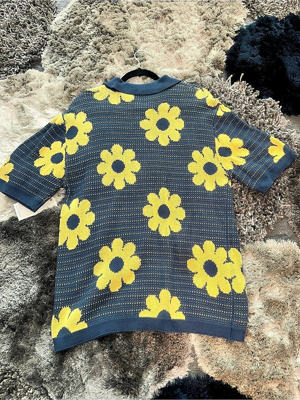MASSIVE LUXURY Knit Crochet Floral Polo in Blue & Yellow NWT - Picture 3 of 5